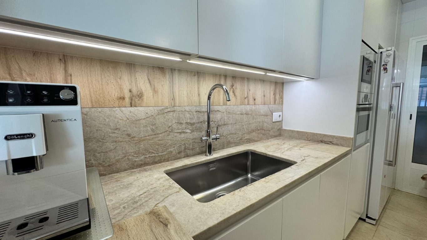 Property 2527 - Image 17